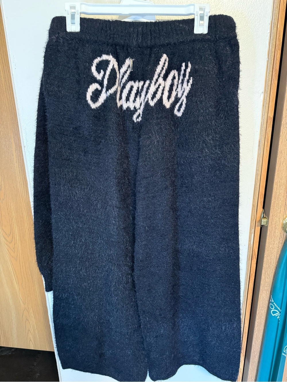 PLAYBOY WIDE LEG KNIT PANTS AND ZIP UP HOODIE - Picture 3 of 9